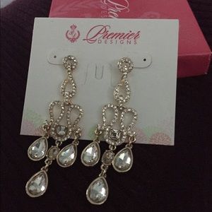 Premier Designs Chandelier earrings